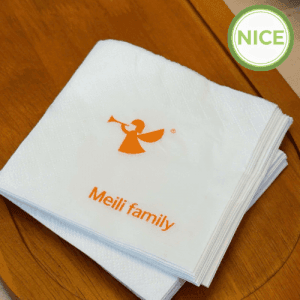 Alternative view of Khăn giấy