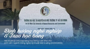 Dinh huong nghe nghiep va trao hoc bong cho sinh vien K14 khoa Ky thuat moi truong
